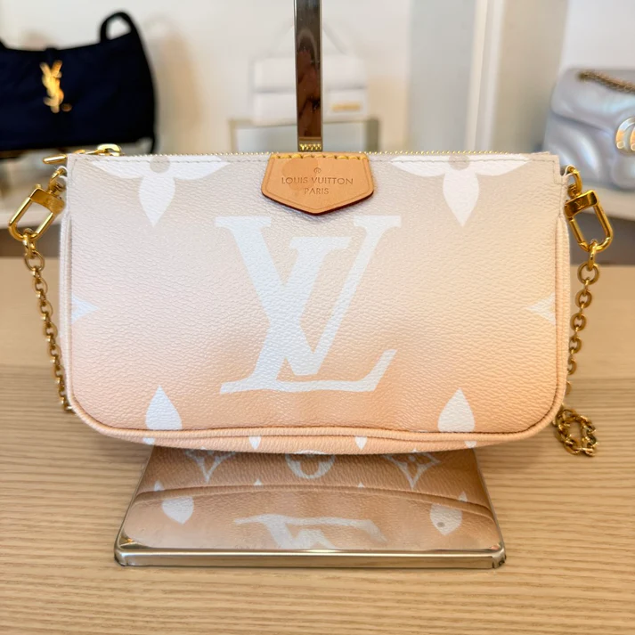 Louis Vuitton Monogram Giant By The Pool Multi Pochette Accessories Brume Small Pouch - Image 2