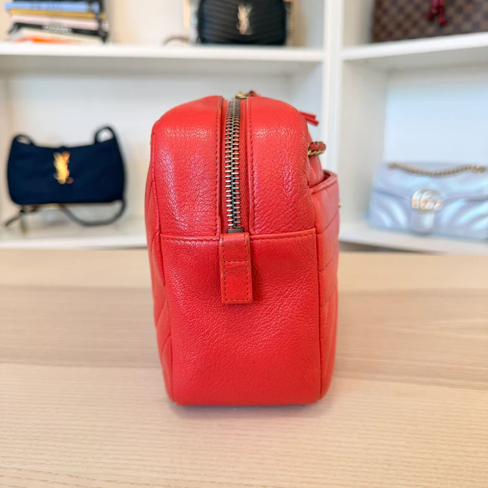 Chanel Red Quilted Lambskin Diagonal Camera Bag Medium - Image 5